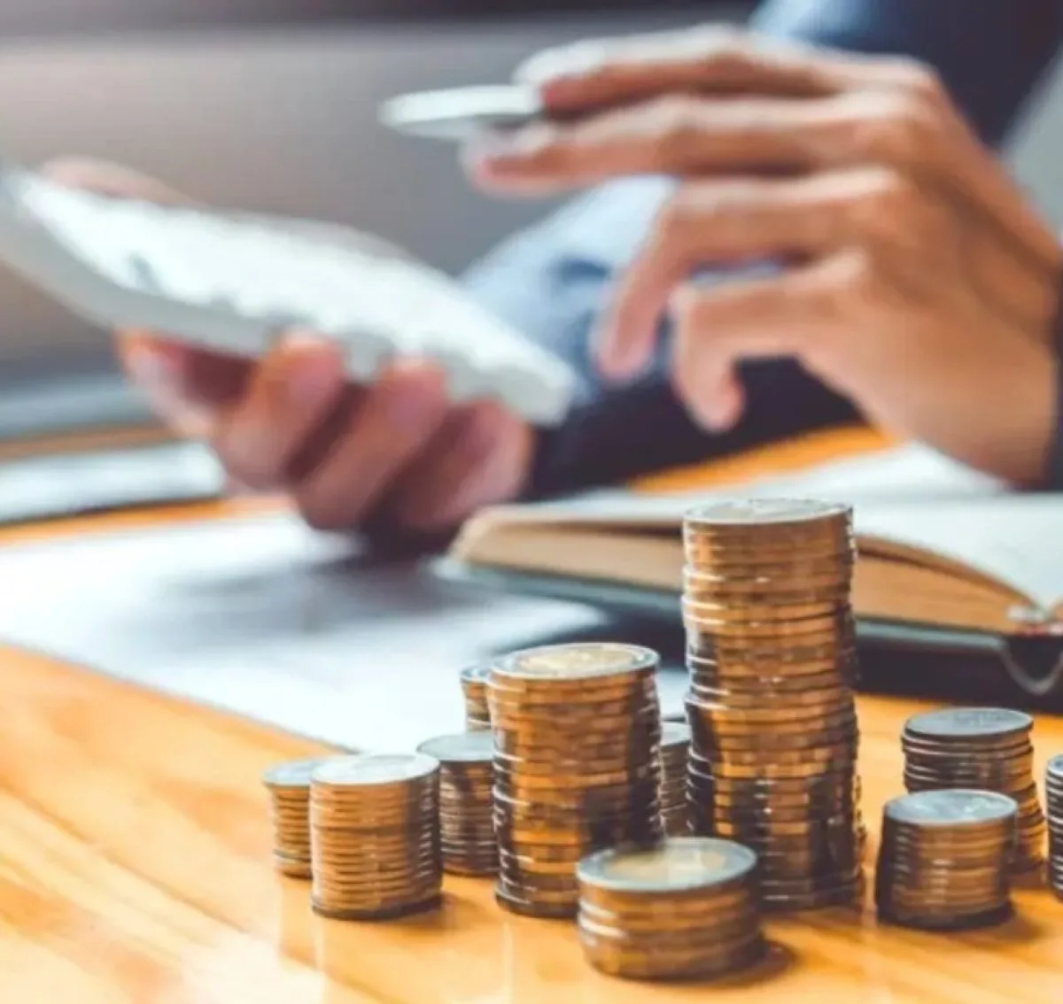 RD proyecta crecimiento del PIB real de hasta 4.4% para 2027 según organismos internacionales