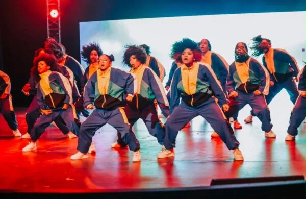 Núcleo Extremo celebra graduación 2026 con show 'Urban Monster' y 140 estudiantes en escena