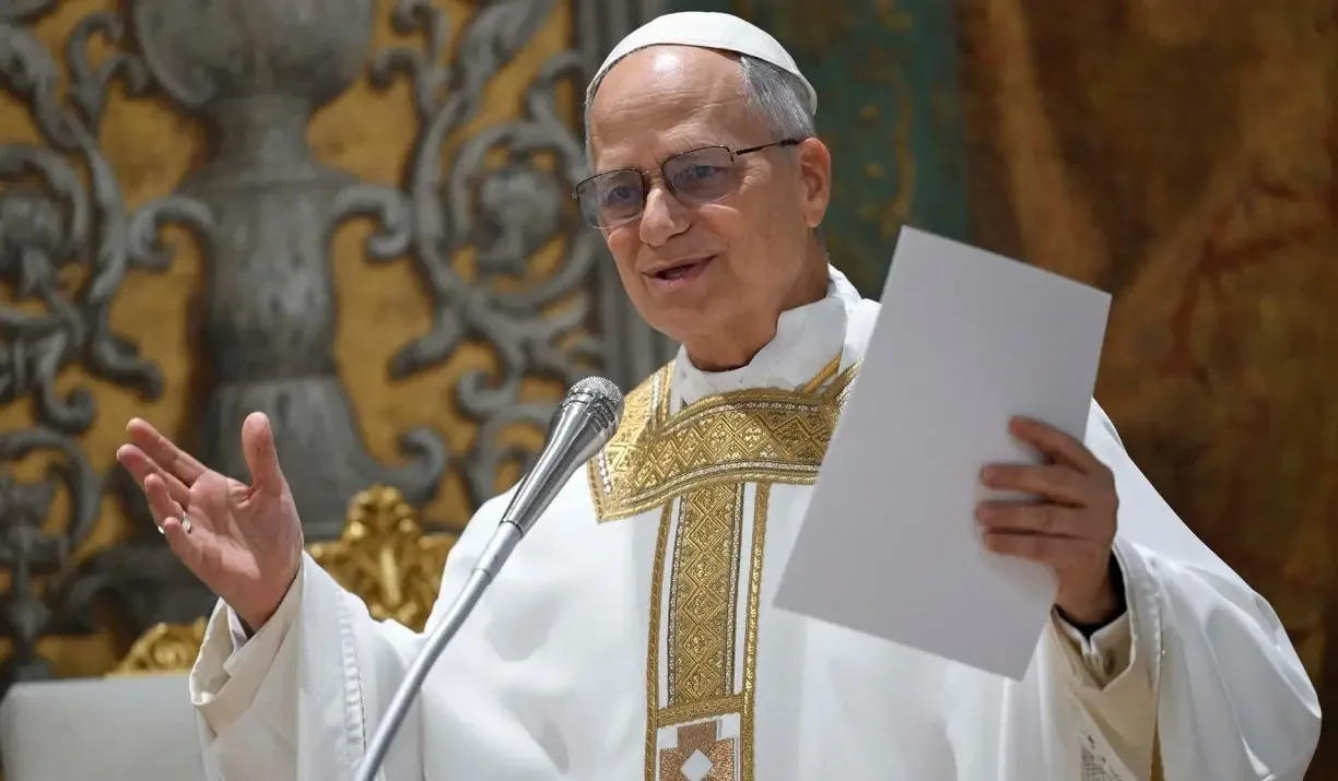 Papa León XIV celebra misa en el Gemelli tras cirugía de pulmón