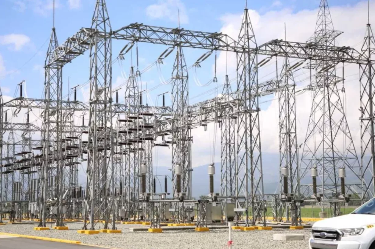 Abinader proyecta subsidio eléctrico de RD$100 mil millones para 2026