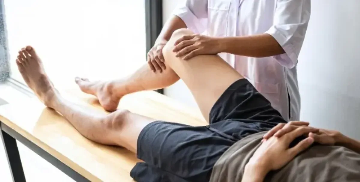 Terapia de fortalecimiento muscular mejora movilidad en pacientes con TEA y discapacidades neurológicas