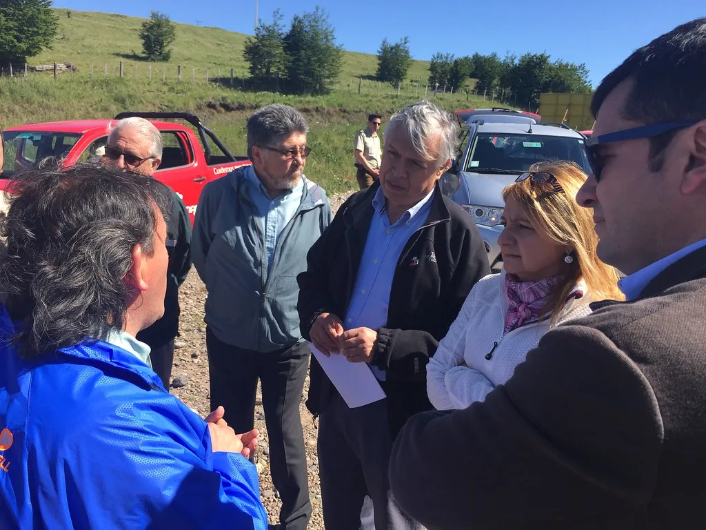 Tres personas, incluida una niña, fallecen tras atropello por vehículo pesado en Los Ríos