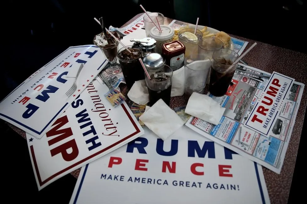 Trump refuerza su influencia en el GOP tras victorias en primarias de Virginia, Kansas y Michigan