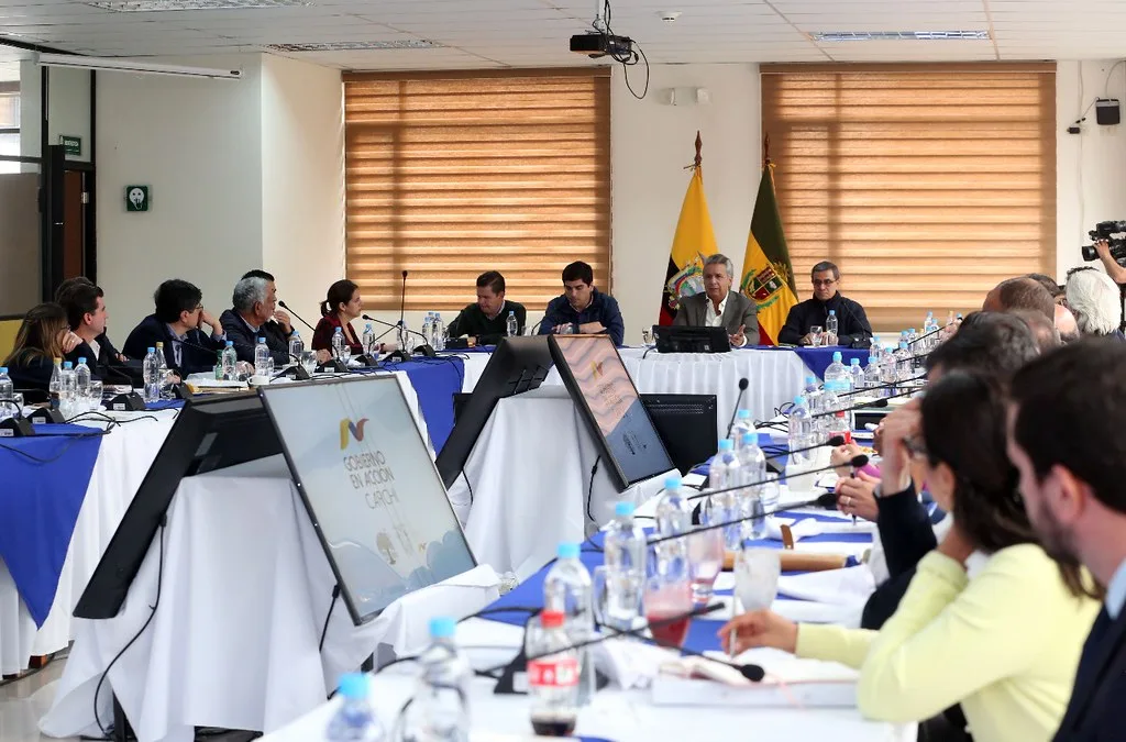 Expresidente ecuatoriano Lenín Moreno condenado a cinco años por sobornos en caso Coca Codo Sinclair