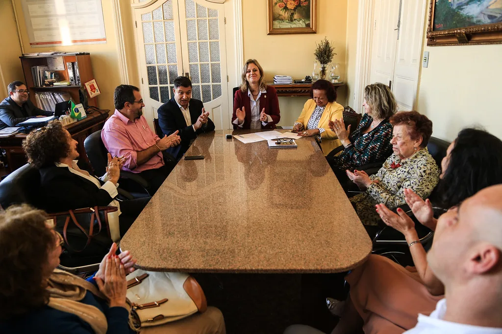 Senador Taveras propone declarar utilidad pública terrenos ocupados por comunidades en Santo Domingo