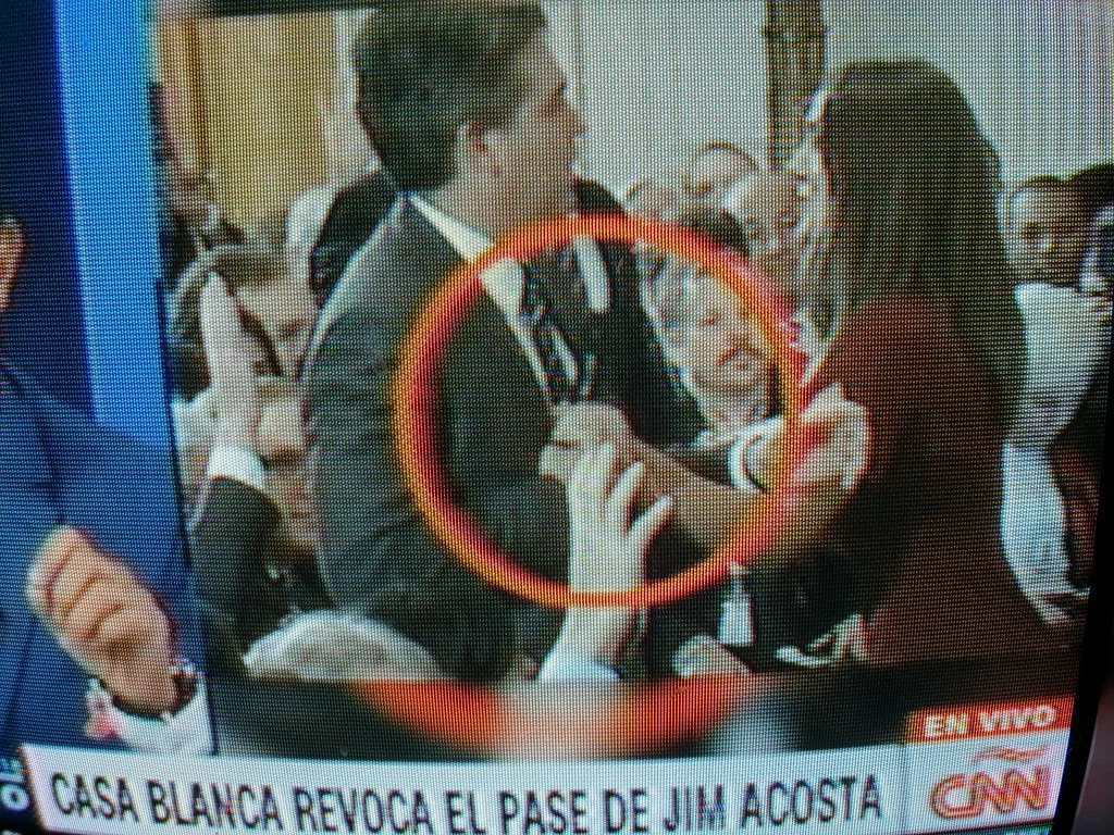 Casa Blanca excluye a CNN del Air Force One en nuevo enfrentamiento con medios