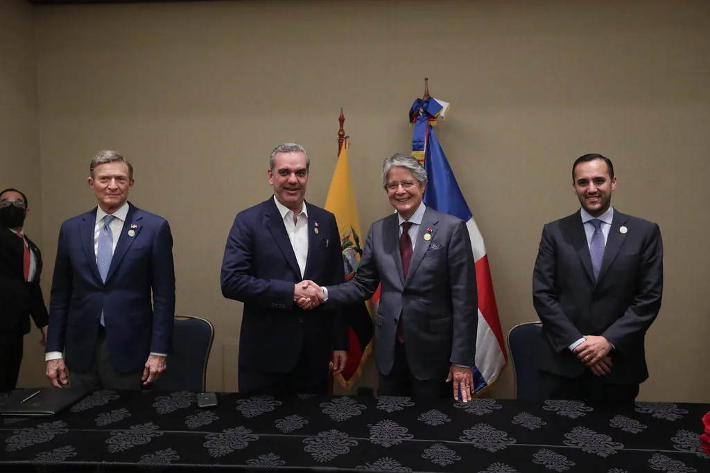 Abinader enfrenta tensiones diplomáticas con Cuba, Nicaragua, Venezuela y Haití