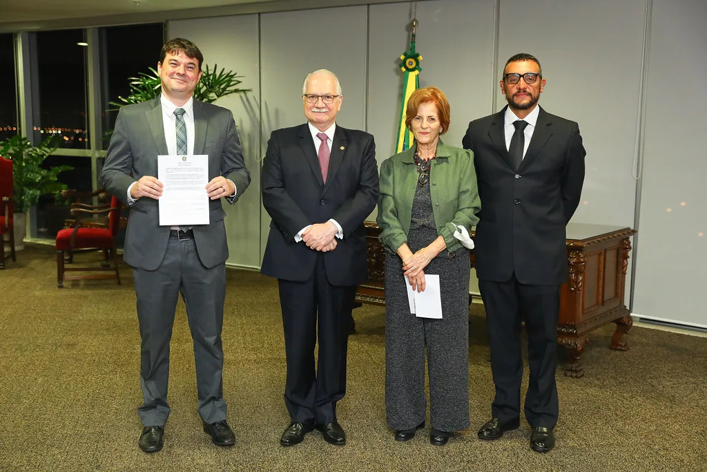 La Vega lidera piloto regional de IDEC para analizar desafíos educativos con enfoque territorial
