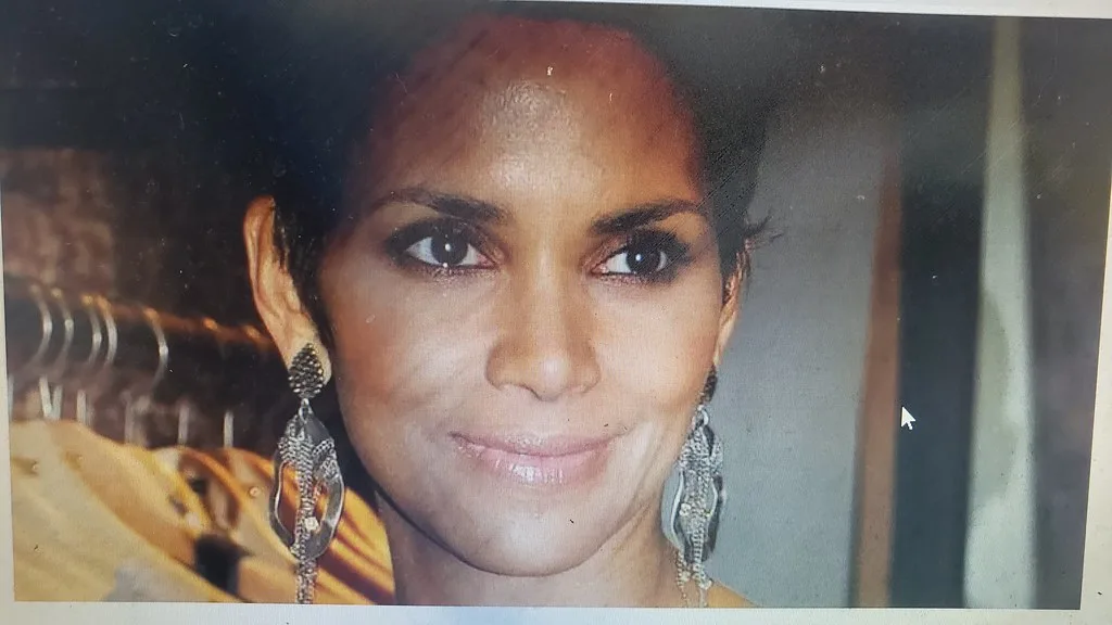 Juez limita visitas de Halle Berry a su hijo tras acusaciones de abuso físico
