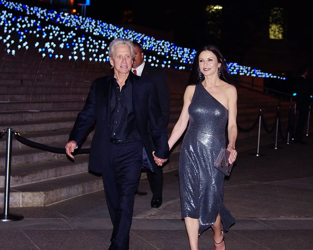 Michael Douglas revela romance secreto con Kathleen Turner durante 40 años