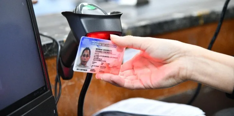 Intrant implementa nuevas modalidades de compensación para conductores mayores de 65 años