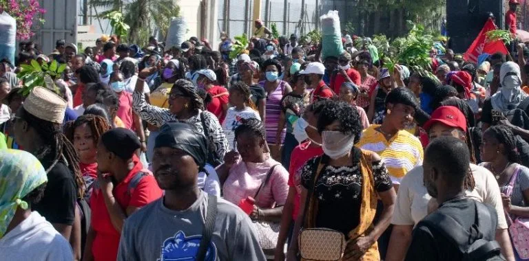Haití enfrenta crisis de seguridad y humanitaria antes de las elecciones