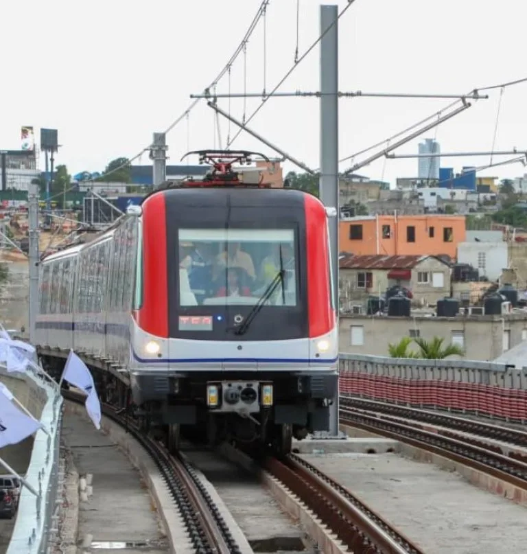 Línea 2C del Metro de Santo Domingo entra en operación completa y elimina transbordo en María Montez