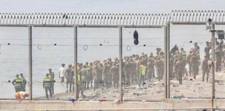 Frontera Marruecos-Ceuta: 67 muertos y retorno a la normalidad tras crisis migratoria sin precedentes