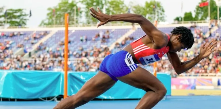 Marileidy Paulino conquista oro en 400m femeninos en Juegos Centroamericanos y del Caribe 2026