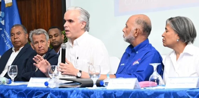 Minerd y ADP resuelven impasse por pago de incentivos docentes