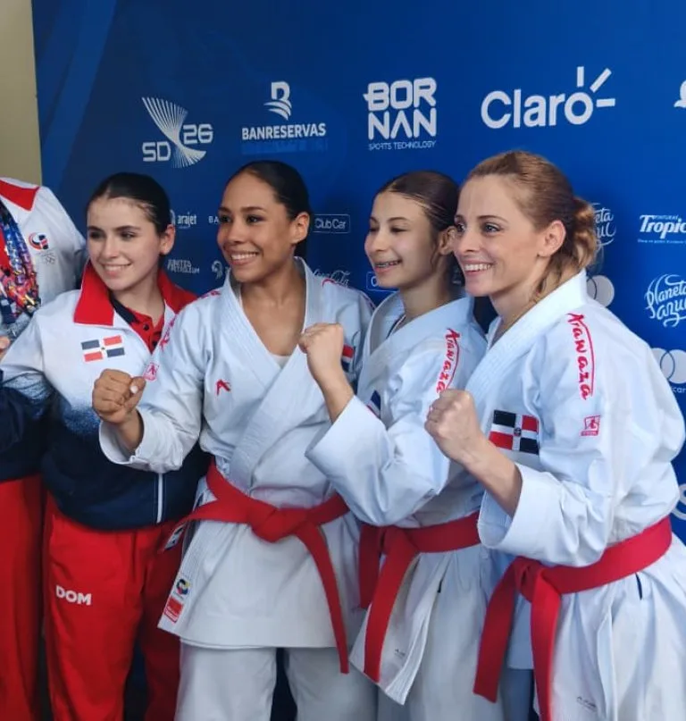 María Dimitrova lidera a República Dominicana al oro en karate por equipos