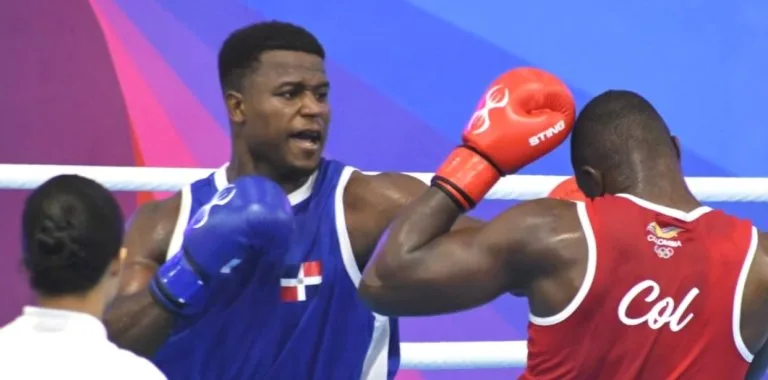Tres boxeadores dominicanos aseguran medallas de plata en Juegos Centroamericanos y del Caribe 2026
