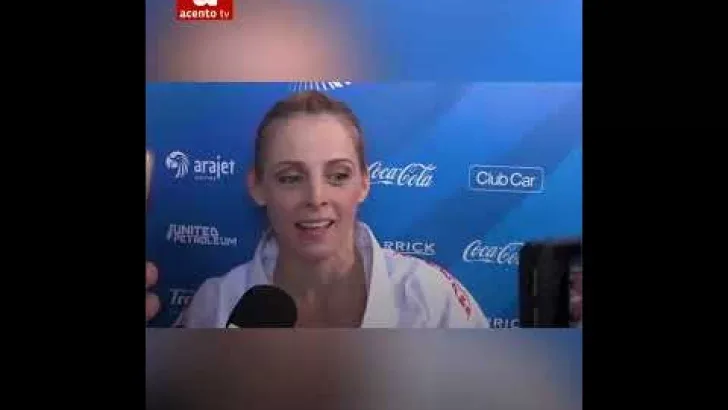Atleta logra doble oro en kata individual y por equipos en competencia internacional