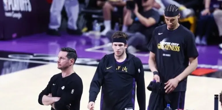 Los Lakers se venden por 12.000 millones de dólares a Kushner e Iger