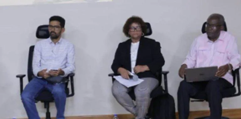 Colectivo exige cese de controles migratorios en hospitales dominicanos