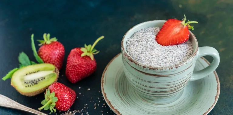 La chía: beneficios nutricionales y cómo incorporarla en la dieta diaria