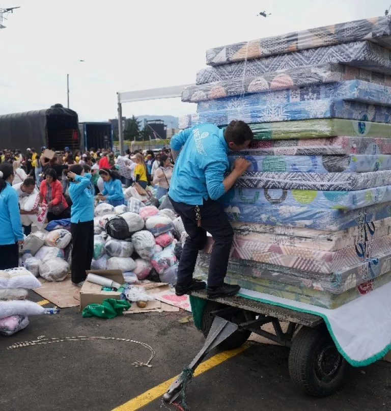 Colombia reporta 281 muertos y casi 4.000 heridos tras sismo de magnitud 7.4