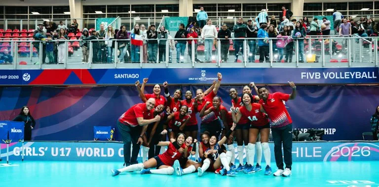 Rayni Mondesí anota 45 puntos y lidera a República Dominicana a victoria sobre Argentina en Mundial U-17
