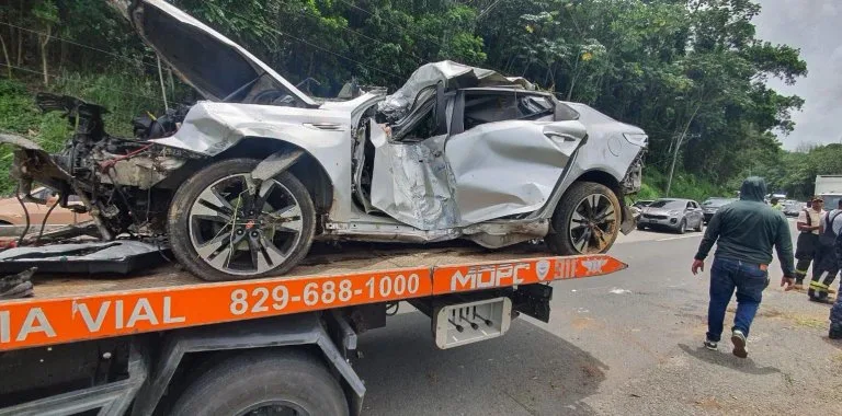 Accidente en autopista Duarte deja un muerto y un herido grave en Bonao