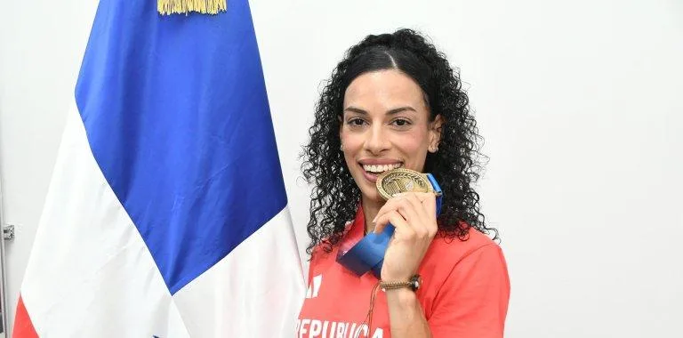 Bianca Acosta logra oro en 4x400 metros femeninos en Juegos Centroamericanos y del Caribe Santo Domingo 2028