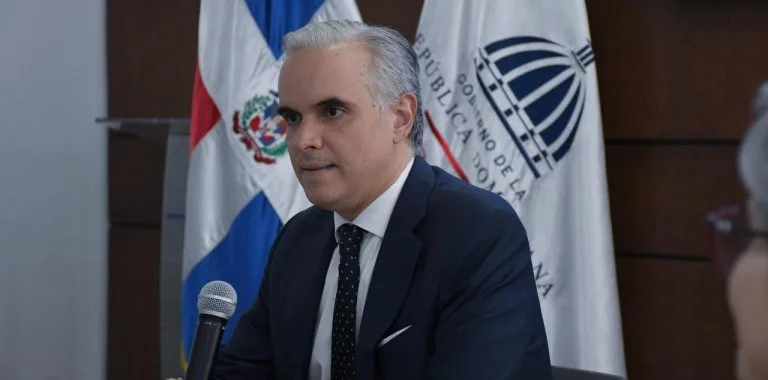 Gobierno deposita Bono a Mil a 483,862 familias para inicio escolar 2026-2027