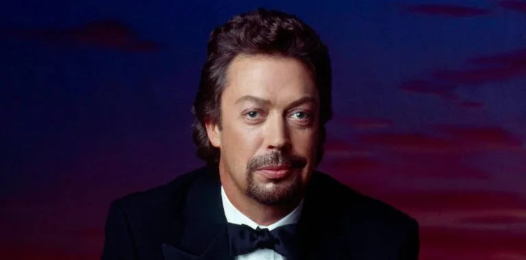 Fallece Tim Curry, icónico actor de 'The Rocky Horror Picture Show', a los 80 años