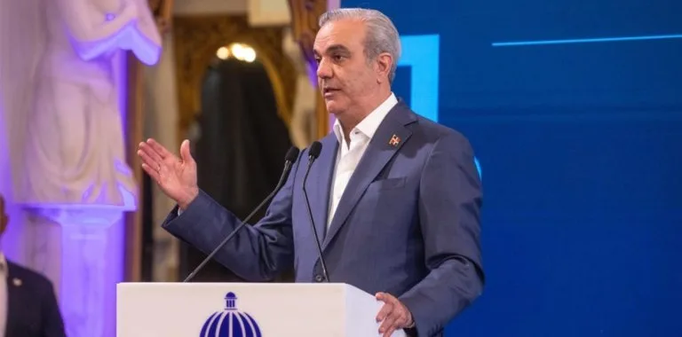 Luis Abinader recibirá la Insignia de Oro de la Sociedad de las Américas en Nueva York