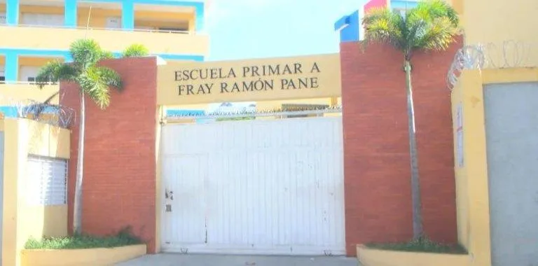 Escuelas en República Dominicana inician año lectivo con aulas sin terminar