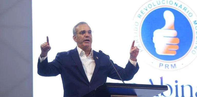 Abinader llama a la unidad del PRM y señala que el verdadero adversario está fuera del partido