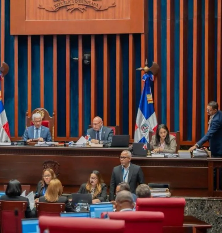 Senado aprueba ley orgánica de Jurisdicción Contencioso Administrativa y otros proyectos clave
