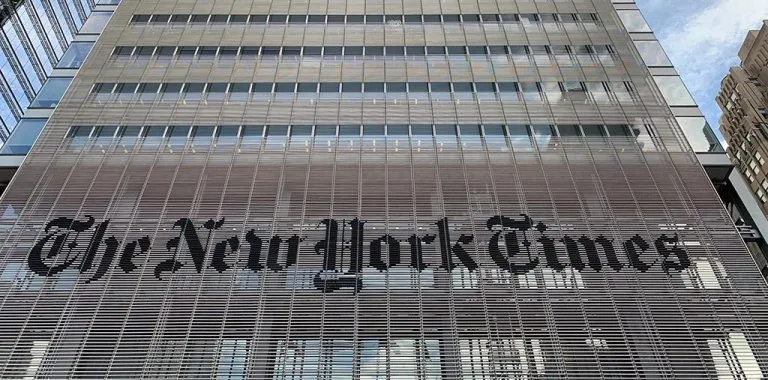 El New York Times se suma al boicot de medios tras veto de Trump a CNN, MSNBC y Politico