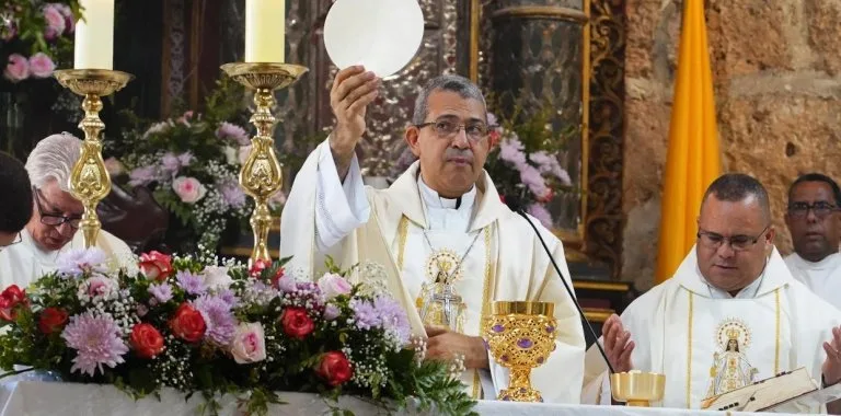 Carlos Tomás Morel Diplán asume como nuevo arzobispo de Santo Domingo