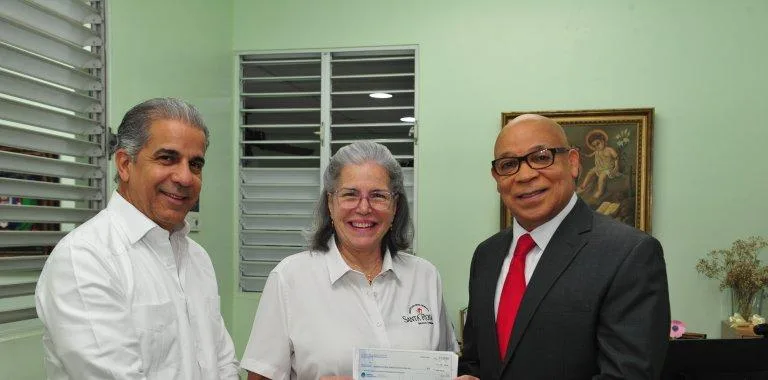 Marino Zapete dona RD$2.4 millones al Instituto para Sordos Santa Rosa tras fallo contra Jean Alain Rodríguez