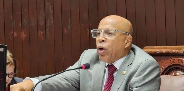 Cámara de Diputados aprueba envío del Presupuesto 2027 a comisión bicameral