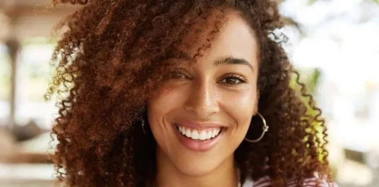 Día Mundial de la Sonrisa: cómo este gesto mejora la salud mental y las relaciones