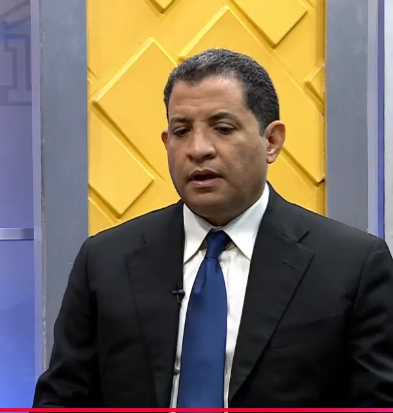 Sociólogo advierte sobre impacto de pobreza y frustración en violencia dominicana