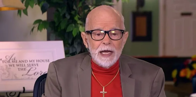 Fallece Jim Bakker, telepredicador cuyo imperio mediático cayó por escándalos de fraude y sexo