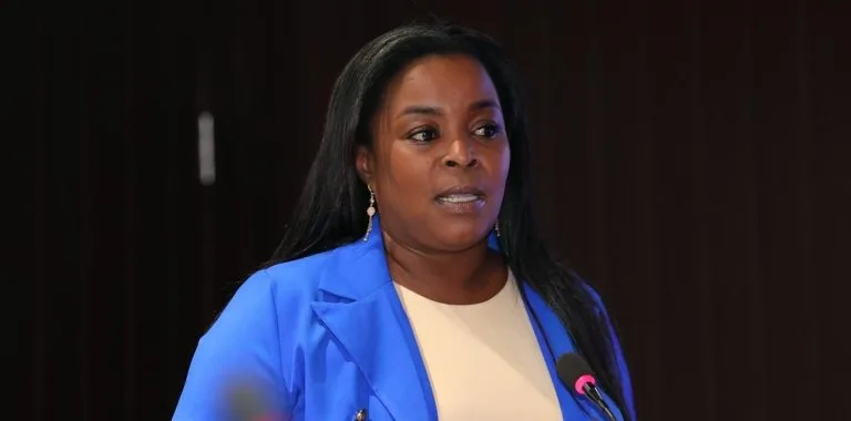 Congresistas exigen investigación tras esposamiento de diputada Millys Martínez