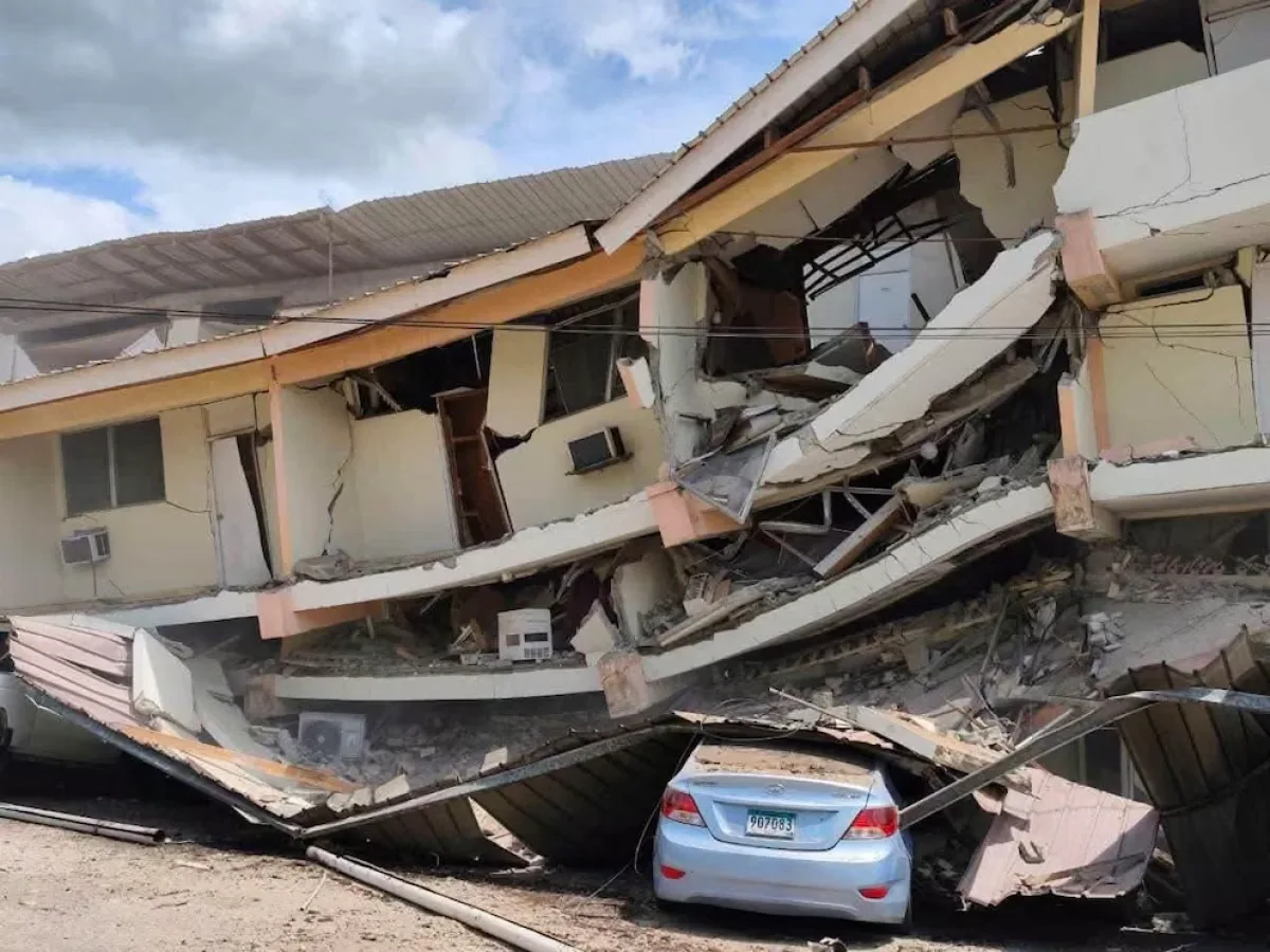 Panamá enfrenta réplica de 6.9 tras sismo de 7.2: daños en iglesias y servicios