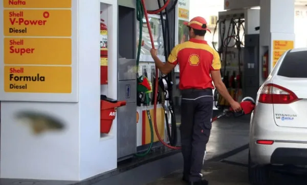MICM aumenta precios de gasolinas y gasoil hasta RD$3 por galón