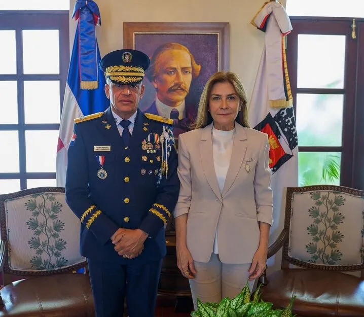 Policía Nacional y Alcaldía del Distrito Nacional refuerzan coordinación para mejorar seguridad ciudadana
