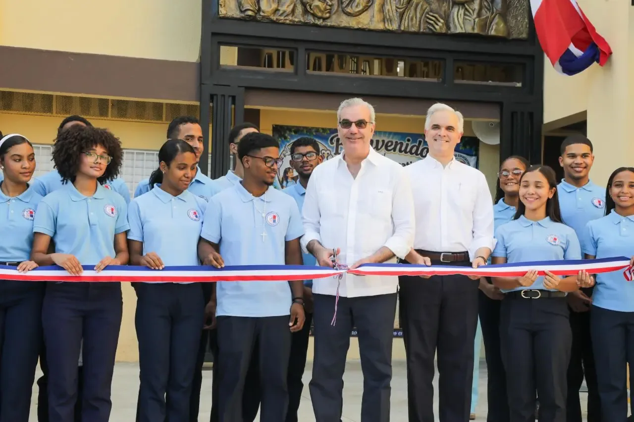 Más de 2,000 estudiantes se benefician con ampliación del Centro Educativo San Vicente de Paúl en Los Mina