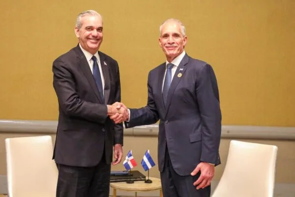 Presidente de Honduras felicita a Abinader por éxito de Juegos Centroamericanos y del Caribe 2026