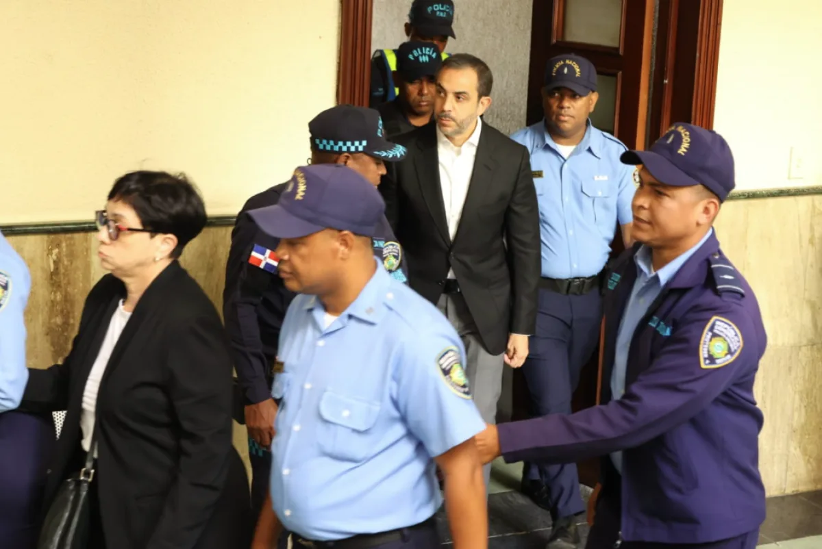 Defensa de los hermanos Espaillat niega responsabilidad en colapso de Jet Set